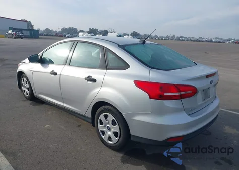 2018 Ford Focus S from USA, damaged, VIN 1FADP3E22JL230606